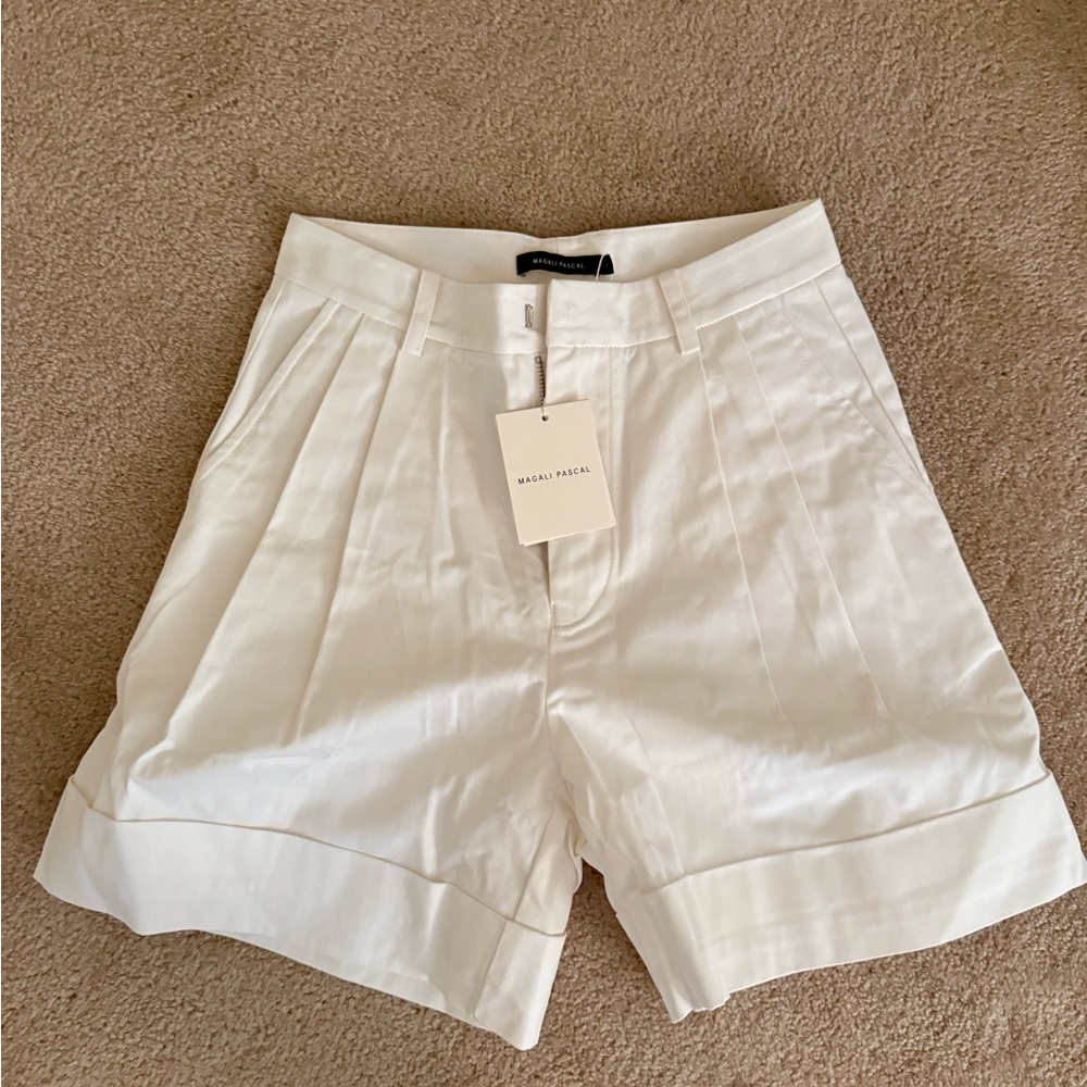 Magali Pascal Georgina short